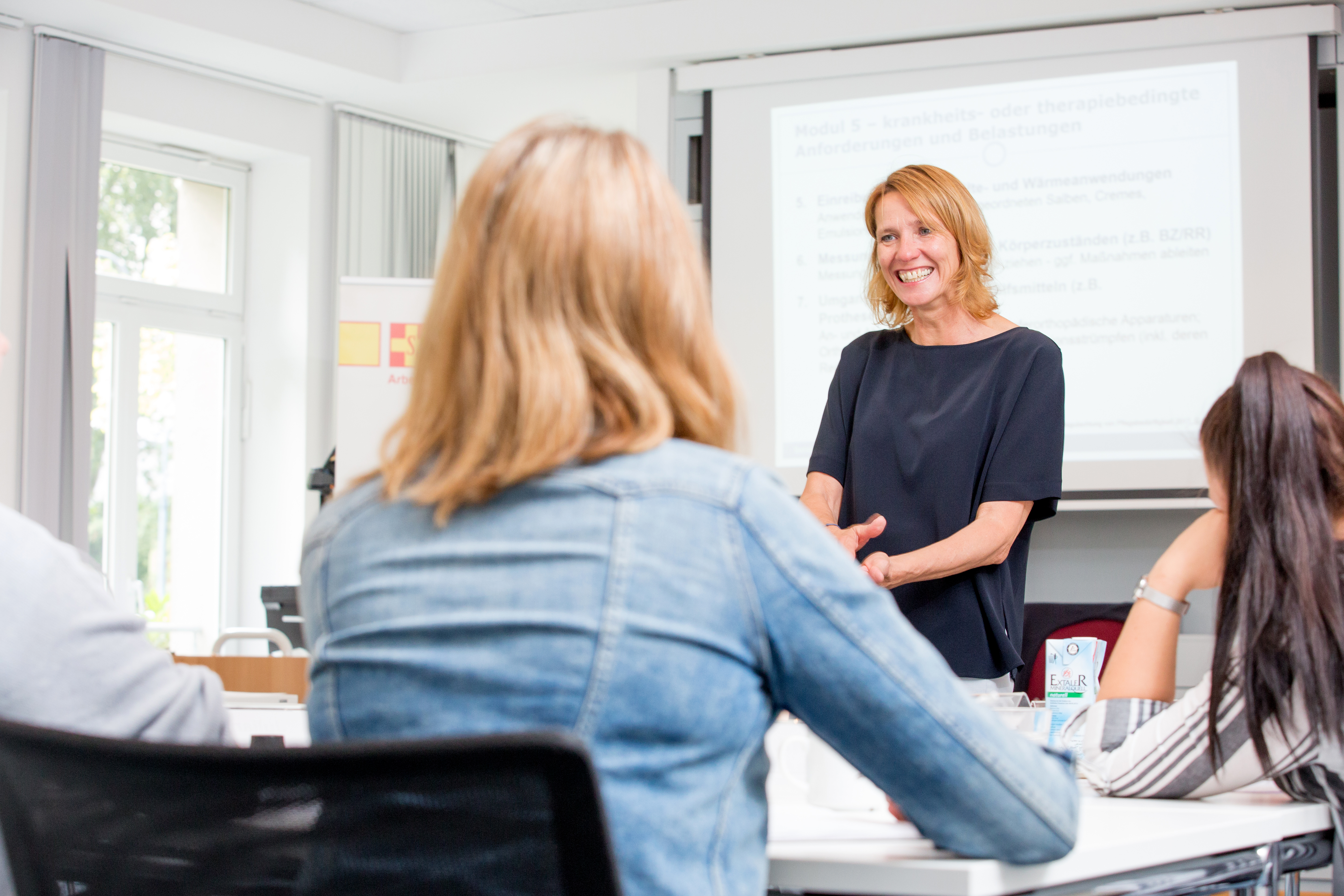 ASB-B.Bechtloff_Bildungswerk-147.jpg Erste_Hilfe_Kurs_Ausbilderin_Kursleitung_Ausbildung